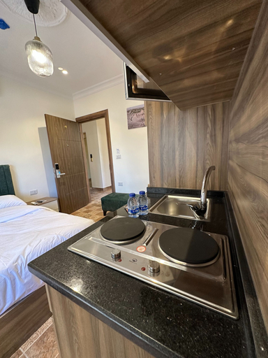 Room 2, 2 Antica Jabal Al Lweibdeh, Wadi Essier