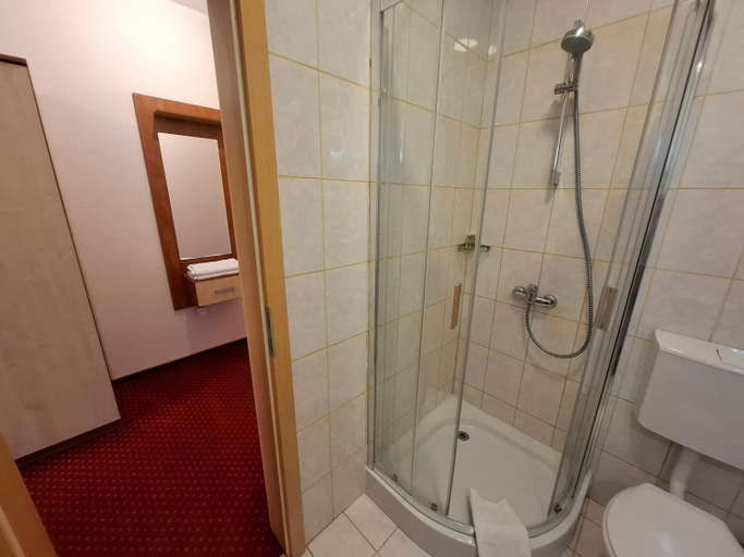Bathroom 3, Pensiune Safrane, Baile Herculane