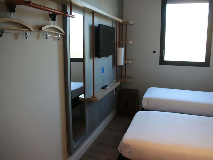 Bedroom 4, ibis budget Rennes Route de Lorient, Ille-et-Vilaine