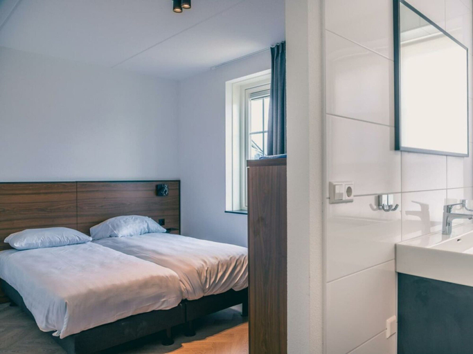 Room 2, Watervilla Miva 6, Medemblik