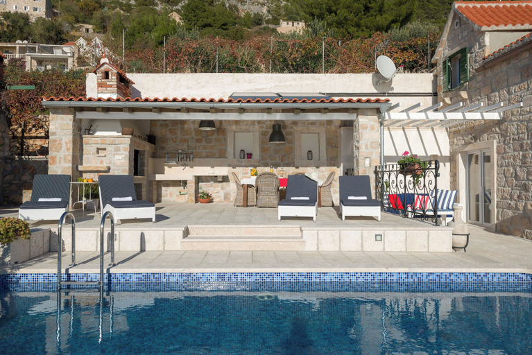 Outdoor pool 5, Villa Lipa Dora, Bol