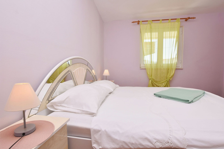 Room 2, Apartments Djiko, Primošten