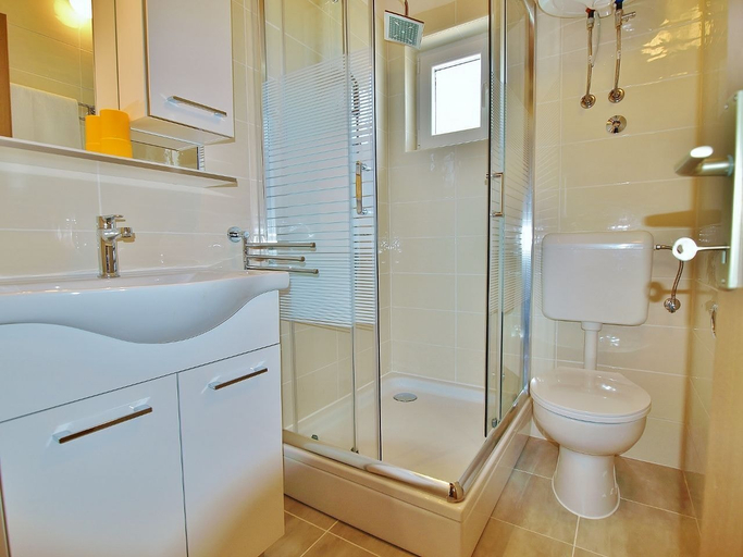 Bathroom 2, Apartments Anamari, Lopar/Supetarska Draga