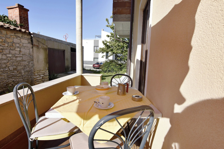 Dining 4, Ground-floor Retreat Surrounded by Nature, Umag