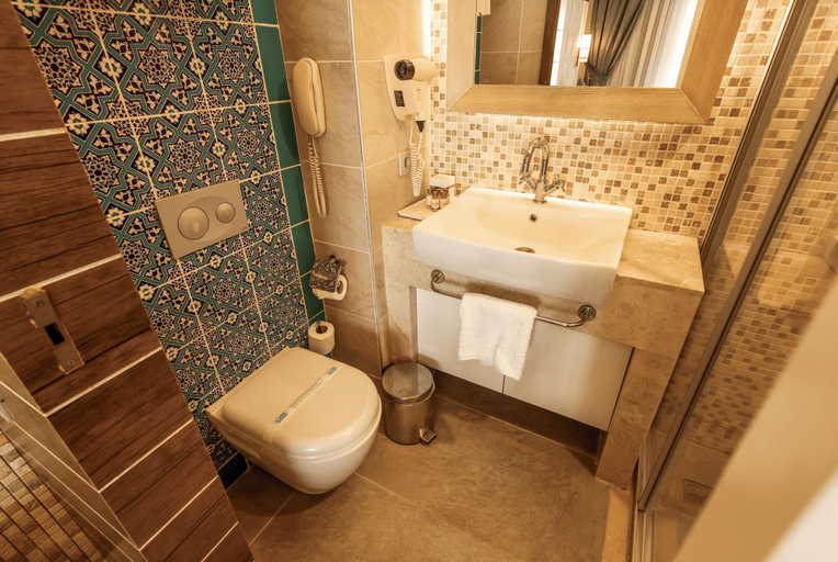 Bathroom 5, Trend Park Hotel, Antalya