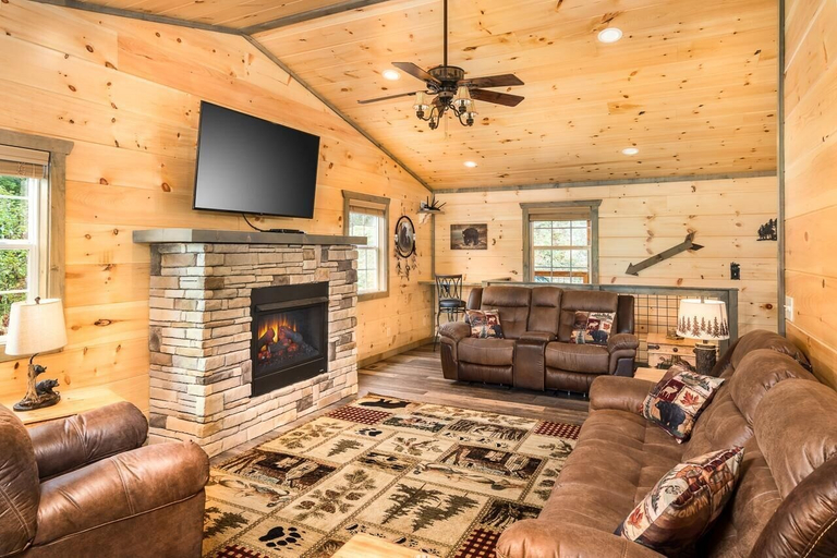 Living area 3, Tennessee Tranquility, Sevier