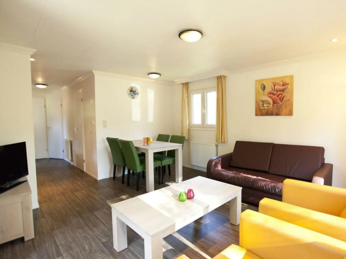 Living area 2, Unique Nouveau 4, Ede