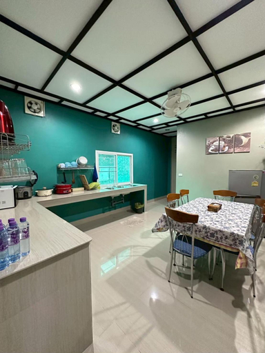Food & Drinks, Areeya Phubeach Resort Coliving Coworking, Mueang Krabi