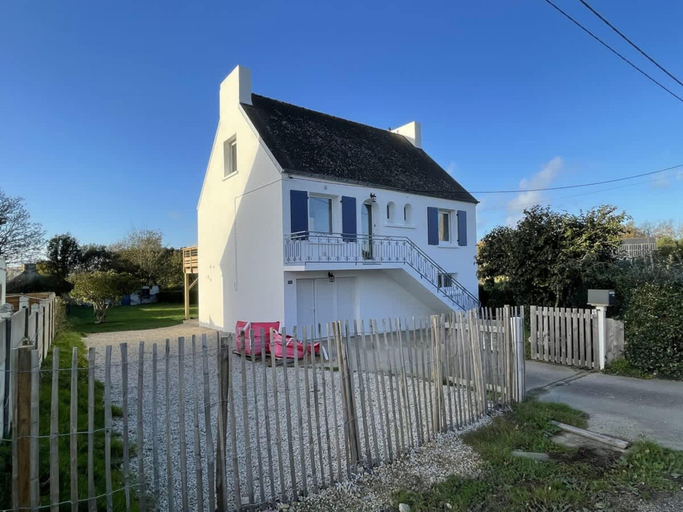 Exterior, Holiday Retreat in Landeda Near Sandy Beaches, Finistère