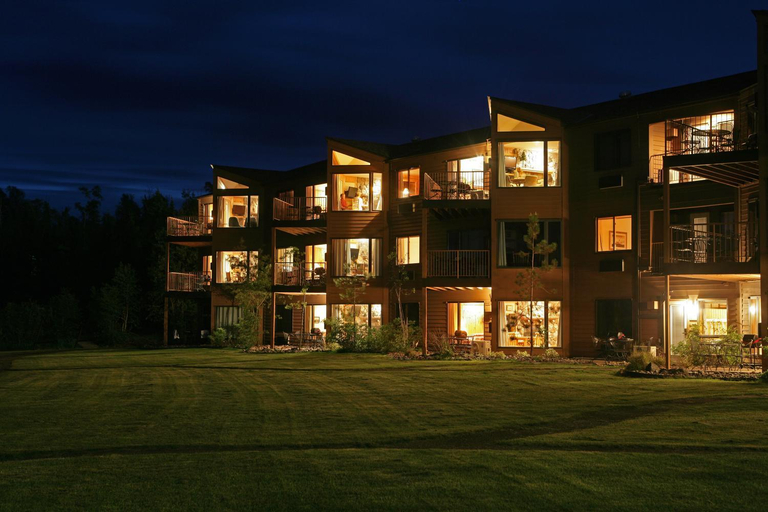 Exterior & Views 1, Superior Shores Resort, Lake