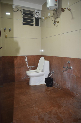 Bathroom 3, Sri Darshini Comfort Hinkal Mysore, Mysore