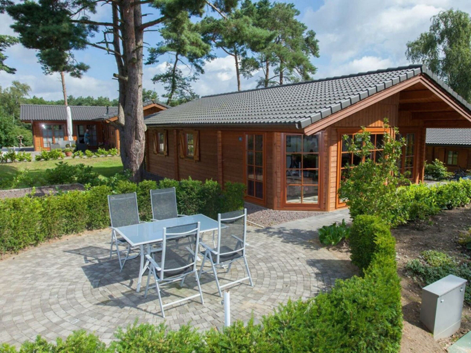 Outdoor dining 4, Boekhorst Royal Sauna 6, Heerlen