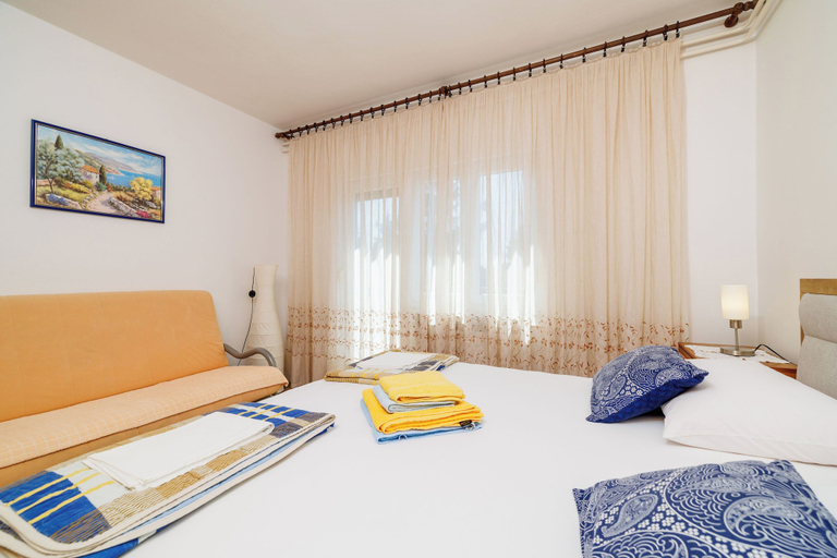 Room 2, Apartment Anita, Crikvenica