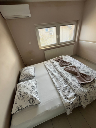 Room 5, GFS-Way, Ljubljana