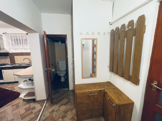 Bathroom 2, Kata Vendeghaz, Sátoraljaújhely