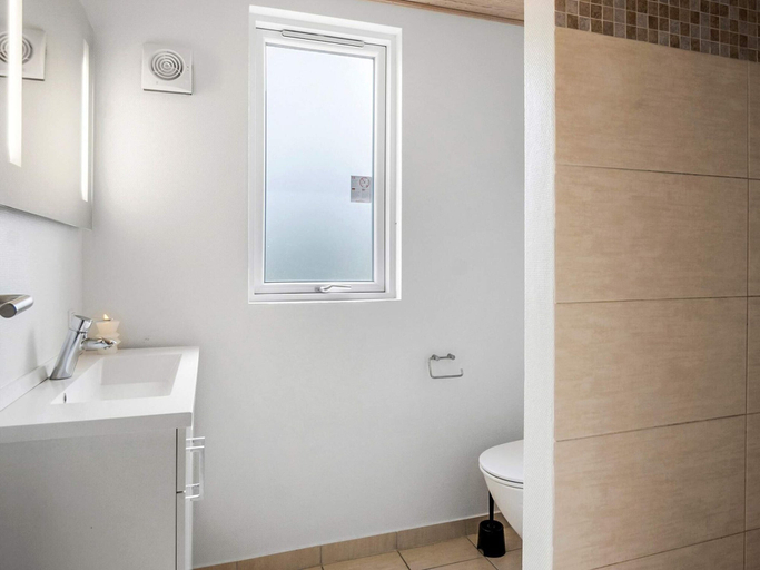 Bathroom, 5 Star Holiday Home in Bogense, Nordfyns