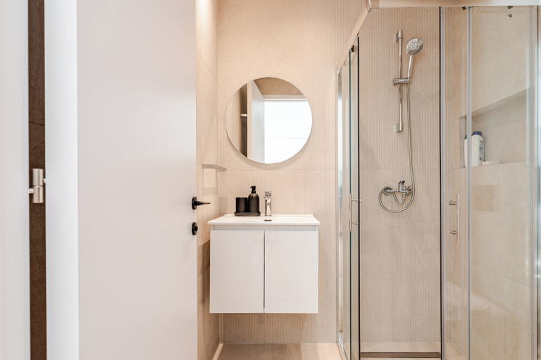 Bathroom 4, Yamas Urban Living Stayone Suites Studios