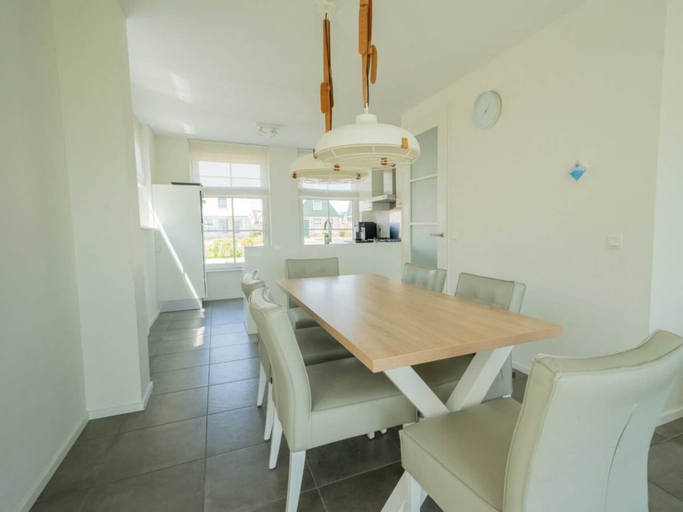 Dining, Florijn Sauna 6, Waterland