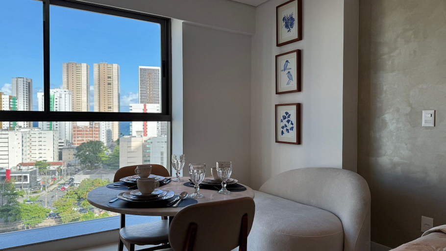 Dining 2, Edf. Praia de Gameleira por Yolo, Recife
