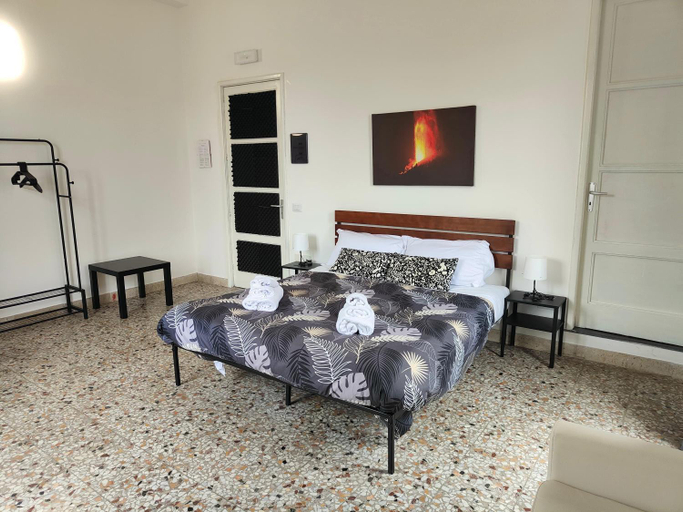 Others 3, TerrAmare B&B, Catania