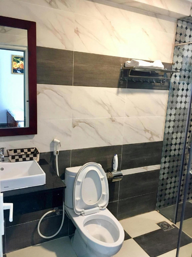 Bathroom 4, QUEEN VICTORIA, Bình Chánh