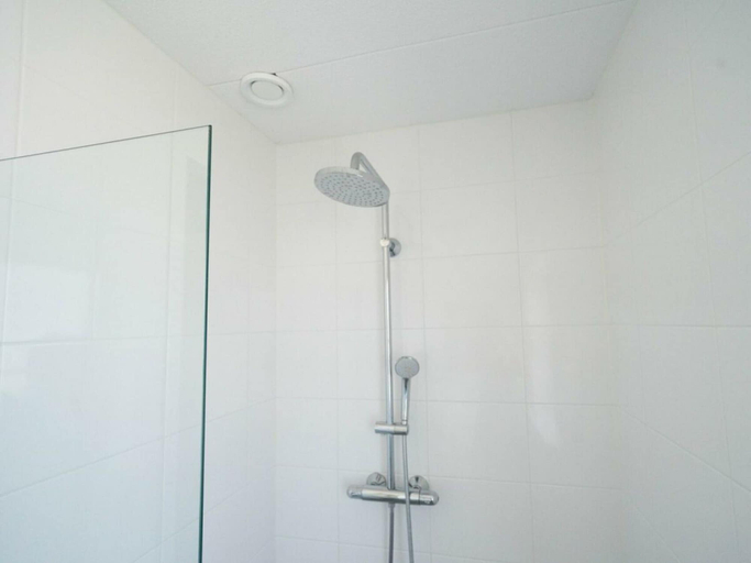Bathroom 2, Florijn Sauna 6, Waterland