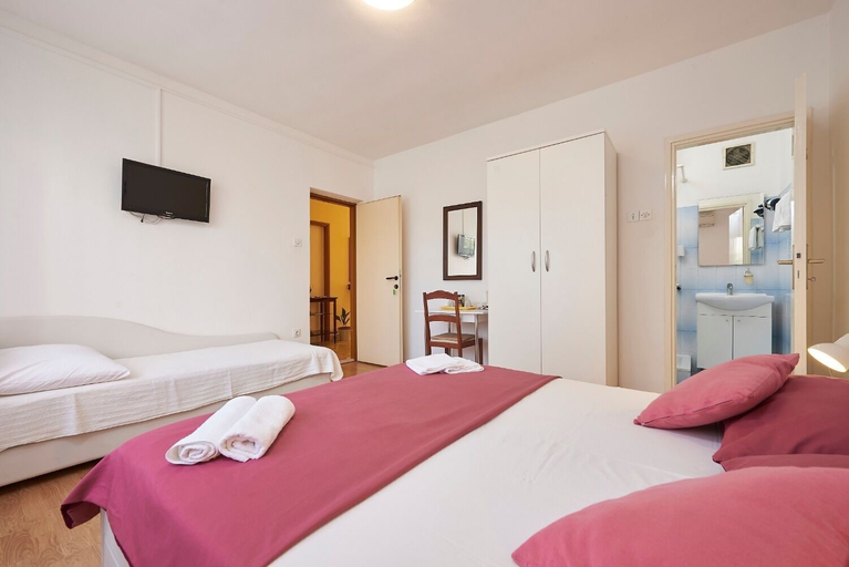 Bedroom 3, Apartment and Rooms Ivo, Trogir