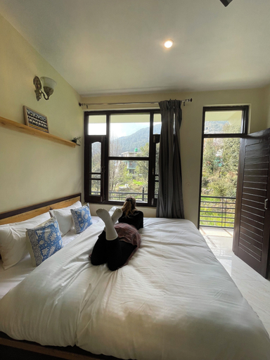 Room 4, Soma House Dharamkot, Kangra