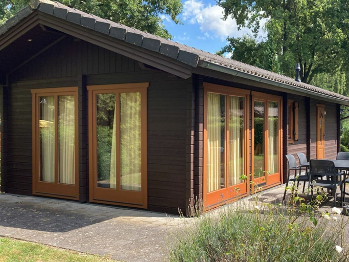 Primary image 2, Holiday Home in Susteren With Terrace, Echt-Susteren