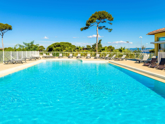 Pool 2, Air-conditioned Var Apartment for 6, Var