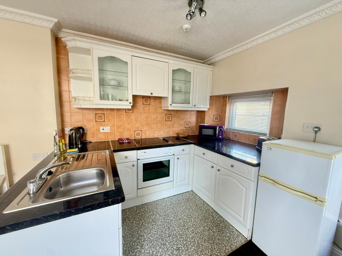 Kitchen 4, Belgravia Holiday Apartments, Torbay