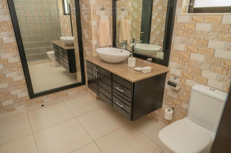 Bathroom 3, surfers cove