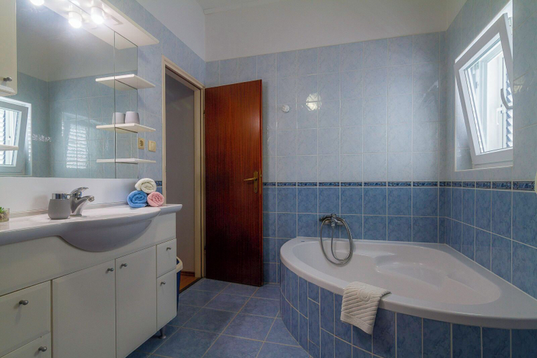 Others 4, Apartments Dolores, Lopar/Supetarska Draga