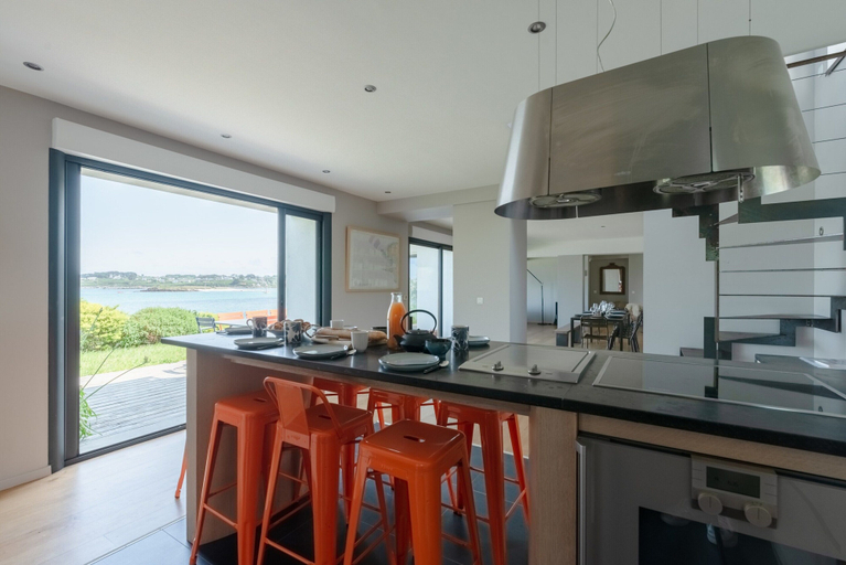 Private kitchen 2, Plouguerneau House near Lighthouse, Finistère