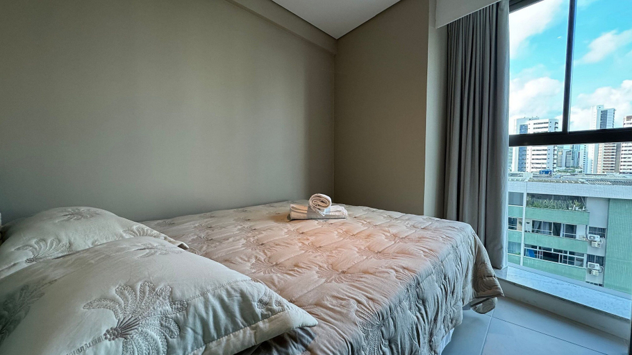 Room 3, Edf. Praia de Gameleira por Yolo, Recife