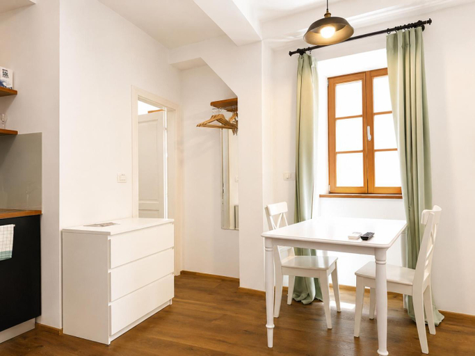 Others 5, Apartments Fonda House, Piran