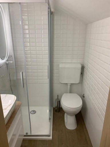 Bathroom 5, Apartment Julia, Tisno