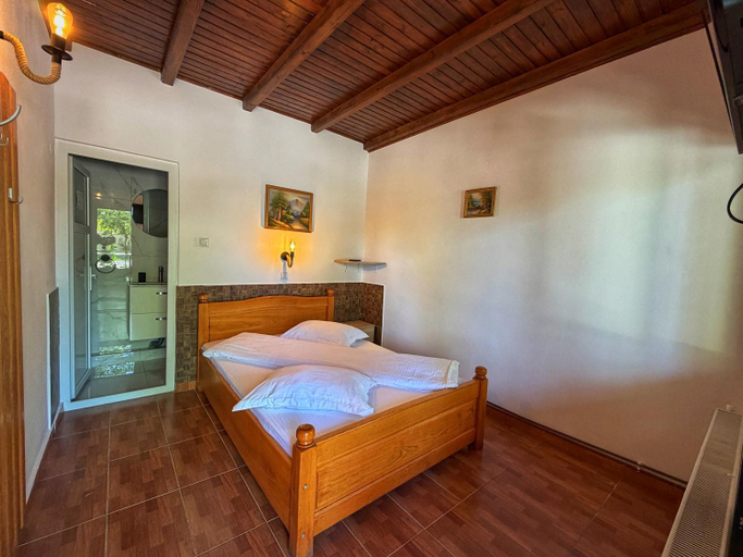 Bedroom 3, Pensiunea Ramona, Crasna