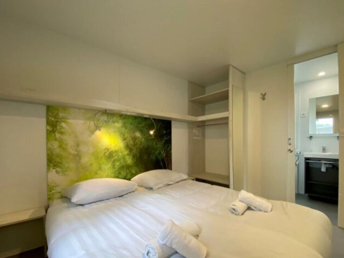 Room 3, Tiny Cottage Hottub 2+2