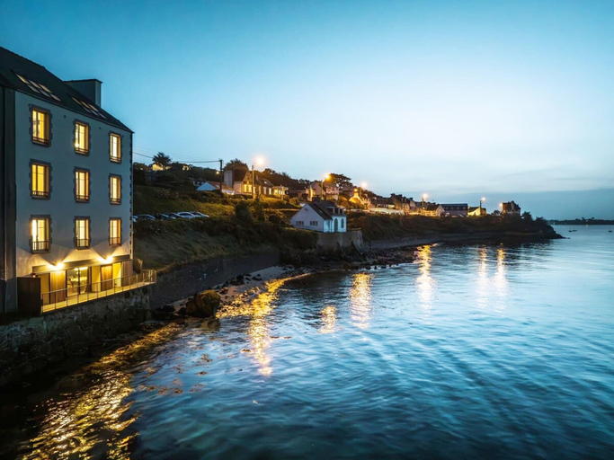 View from property 5, Beautiful Seaview Flat in Stagadon Island, Finistère