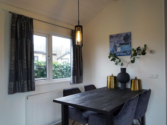 Dining 2, Holiday Home for 4 People, Noordwijk