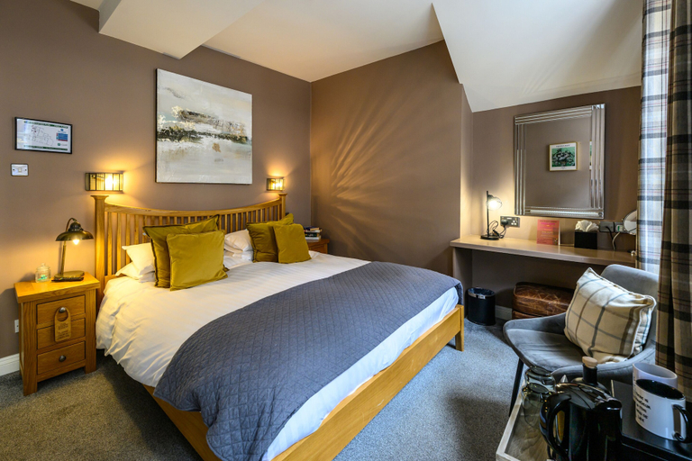Bedroom 3, The Loopy Shrew, Shropshire