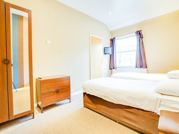 Room 3, Standard Twin Room, London