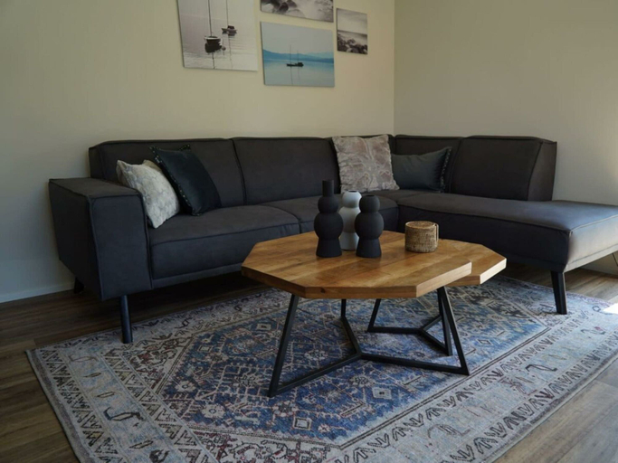 Living area, Holiday Home in Warmond With Terrace, Warmond