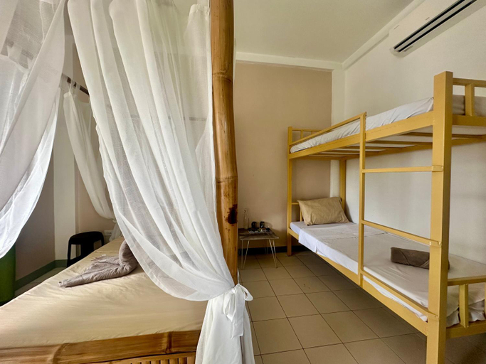 Bedroom 2, Mangoverde Guesthouse, Moalboal