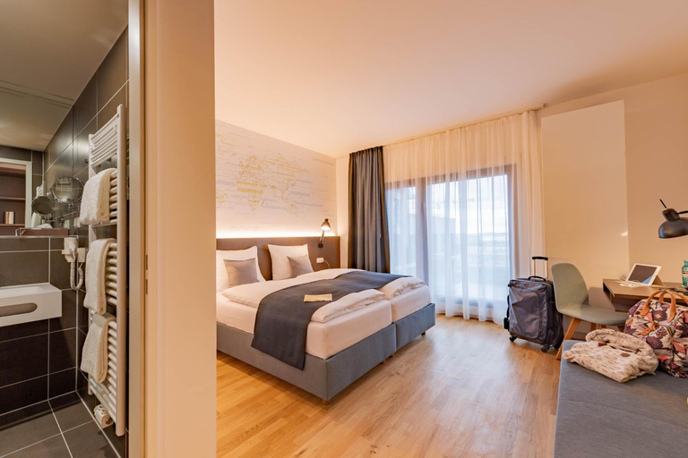 Bedroom 3, JUFA Hotel Hamburg HafenCity, Hamburg