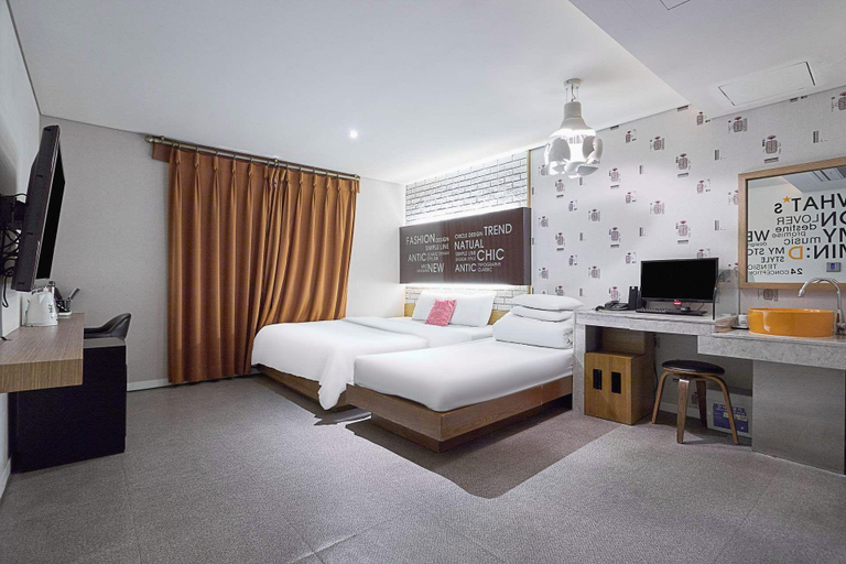 Bedroom 2, Paju Miiz, Paju