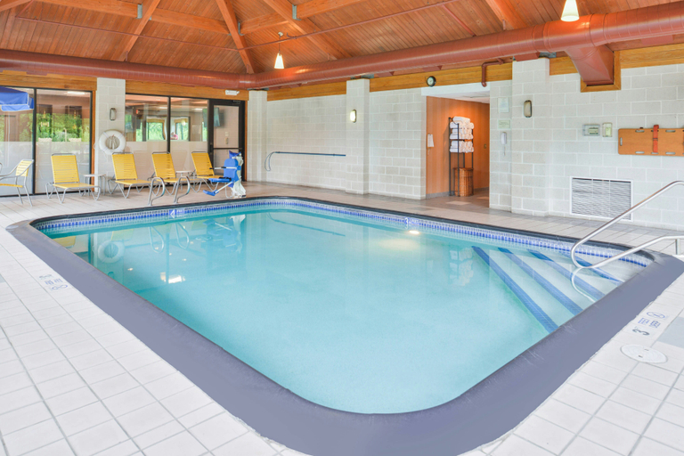 Sport & Beauty 5, Fairfield Inn Marriott Corning, Steuben