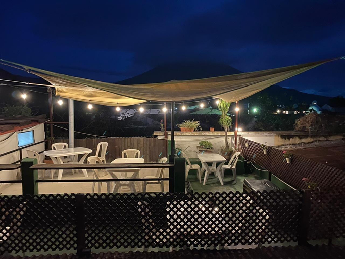 Food & Drinks, Feathers Hotel and Lounge, Antigua Guatemala