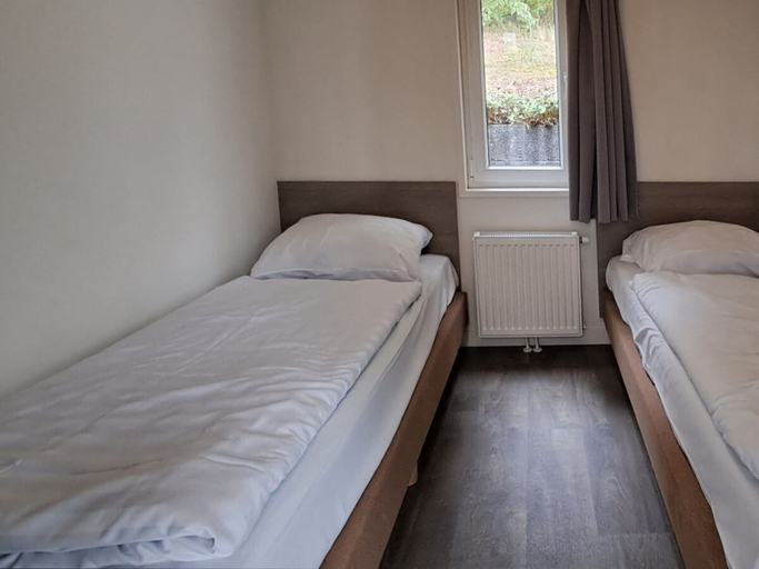 Room 2, Holiday Home in Brunssum With Terrace, Heerlen